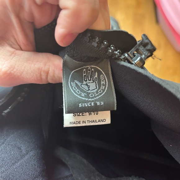 Body Glove Black Surf One Piece - Picture 8 of 12